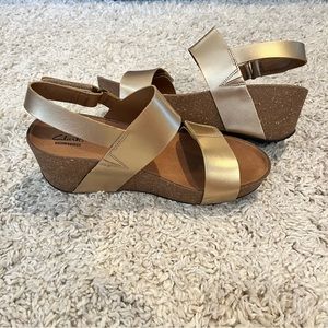 Clarks Golden Wedge Sandals